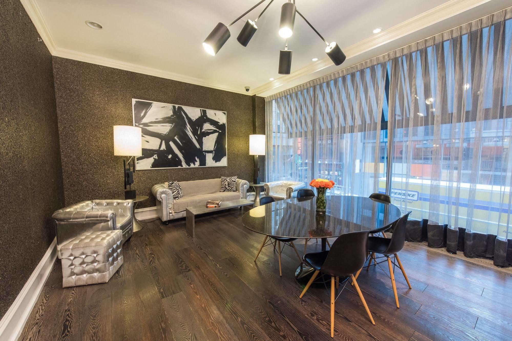 Moderne Hotel Нью-Йорк Экстерьер фото